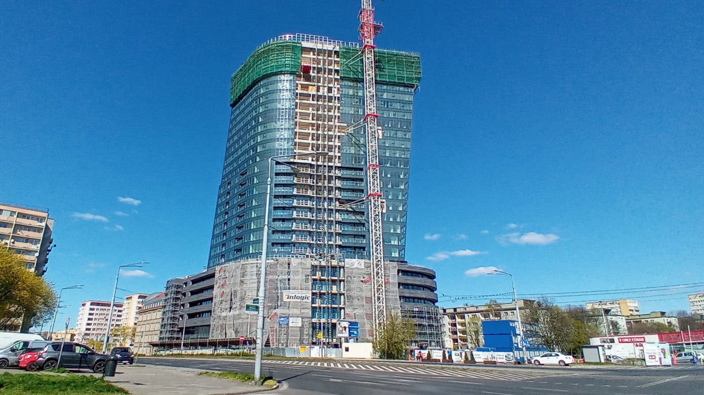 Budowa Hanza Tower - kwiecień 2020
