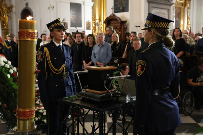 Ostatnia droga Wandy Traczyk-Stawskiej. Tak stolica żegna bohaterkę Powstania Warszawskiego