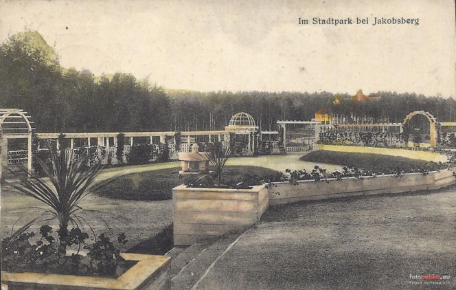 Tak przez lata zmieniało się olsztyńskie Jakubowo. Po dawnym ośrodku rekreacyjnym nie ma znaku