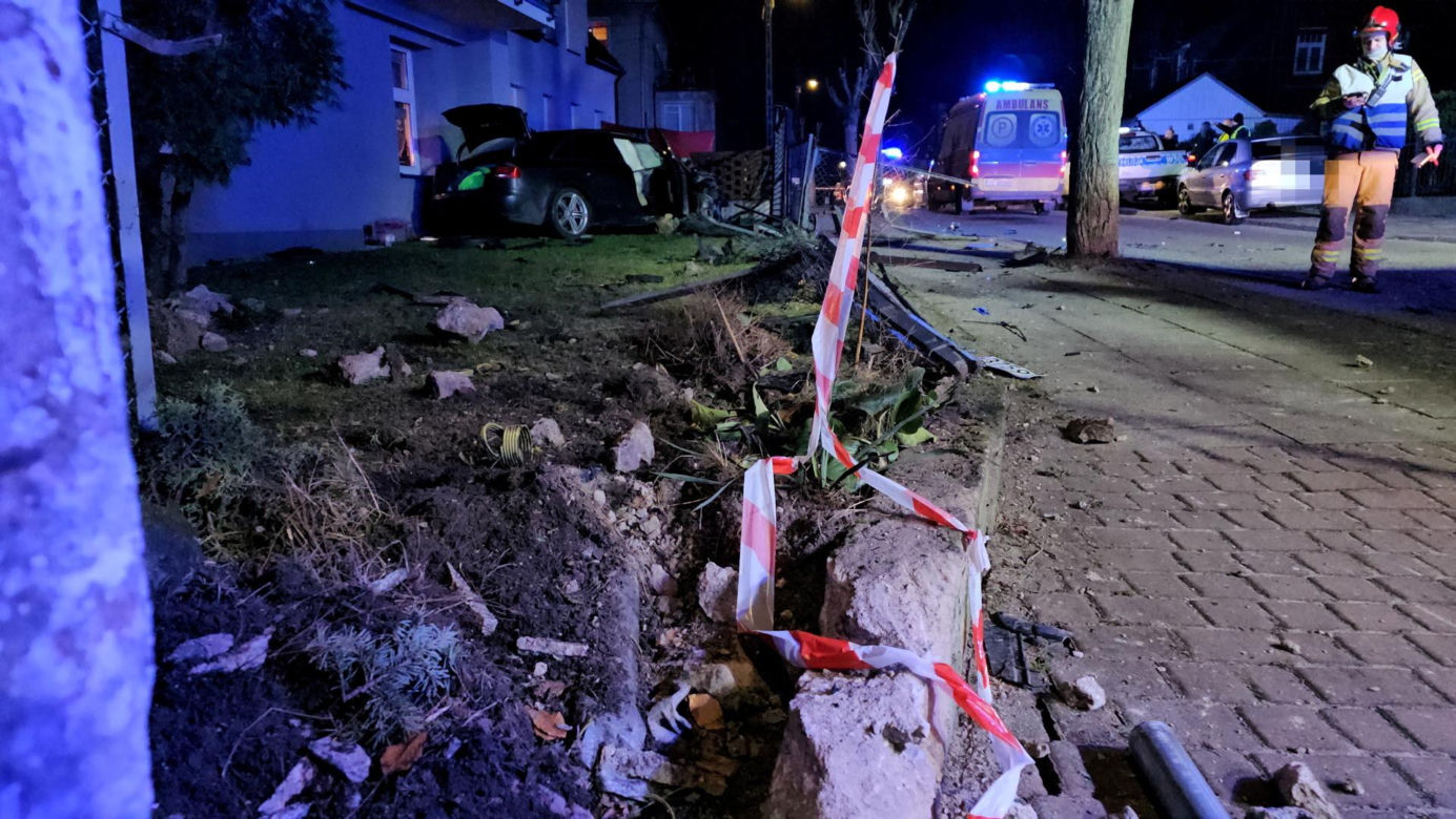 Śmiertelny wypadek w Międzyzdrojach. Auto wjechało w rodzinę, trzy osoby nie żyją