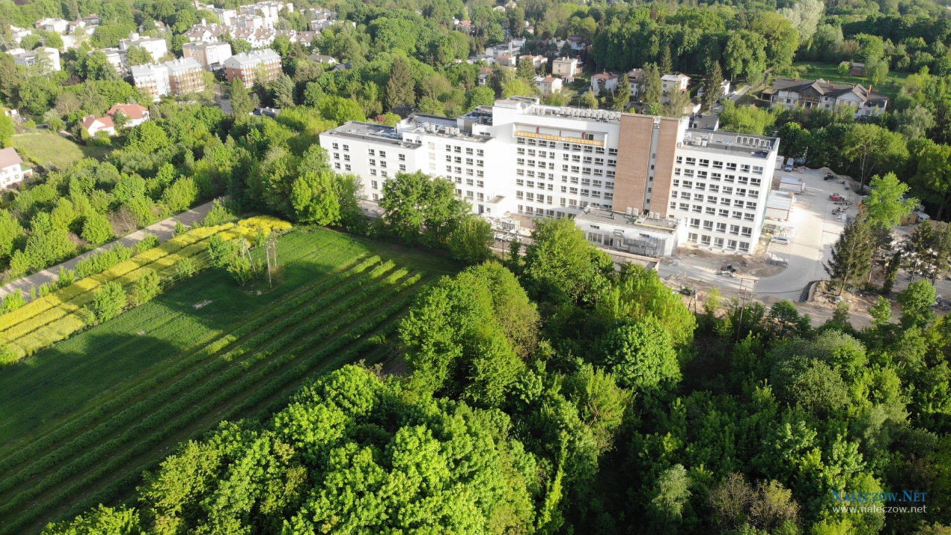 Niedokończone sanatorium milicyjne w Nałęczowie
