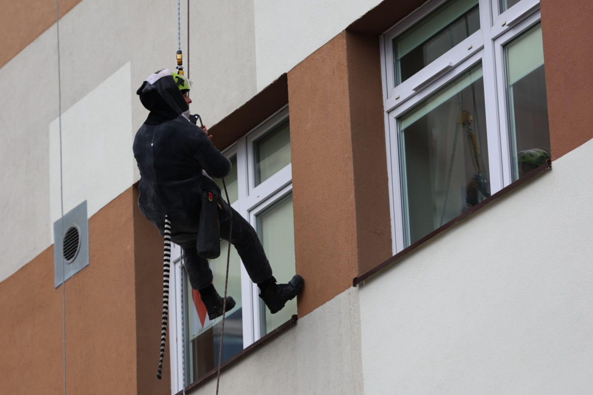 Alpiniści dla WOŚP dali radość małym pacjentom z Uniwersyteckiego Szpitala Dziecięcego w Lublinie