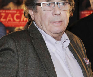 Niegdyś bożyszcze tłumów jako Janek Kos. Tak przez lata zmieniał się legendarny aktor Janusz Gajos
