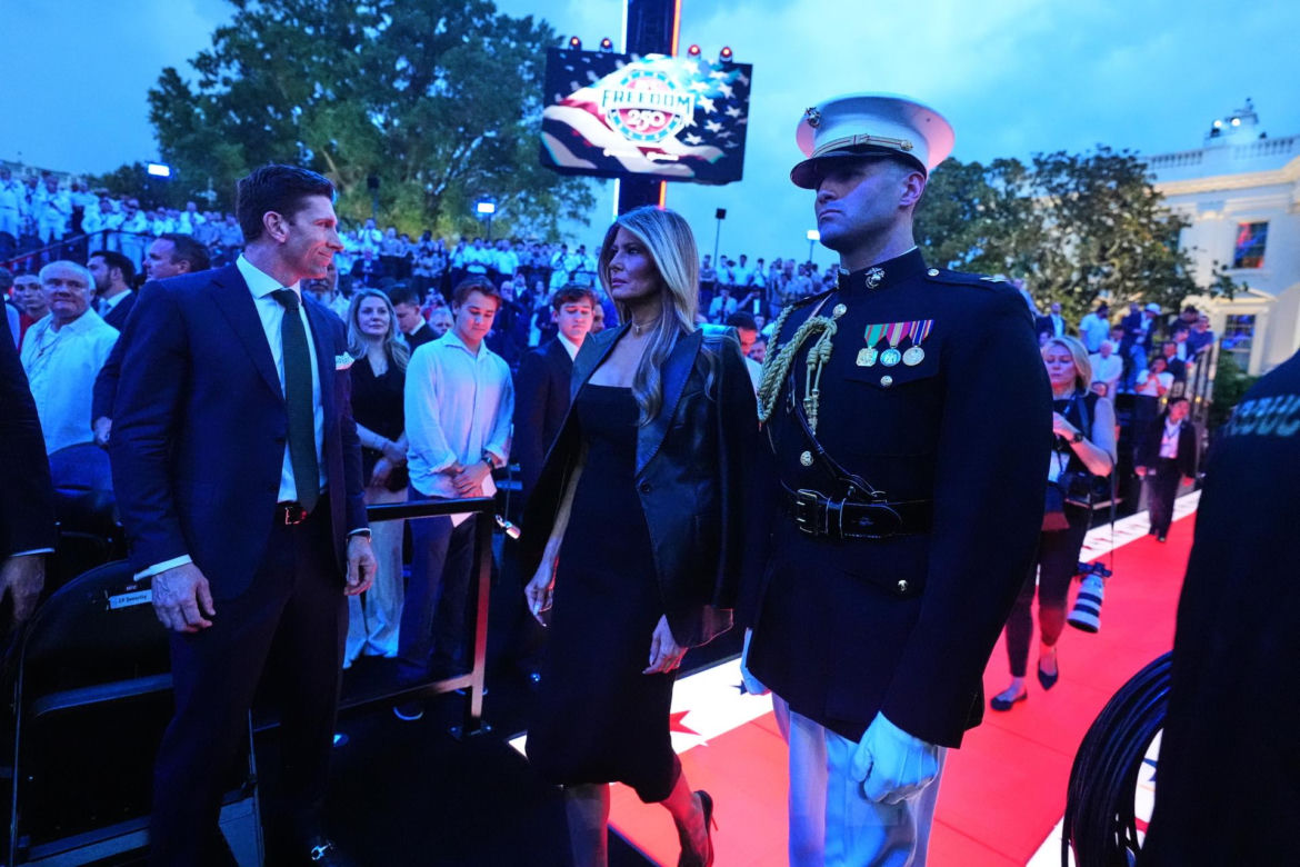 Gala UFC na 80. urodziny Donalda Trumpa