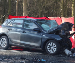 Wypadek pod Siedlcami. Zderzyły się dwie panie, jedna zginęła