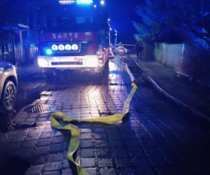 Tragiczny pożar domu w Poznaniu! Życia mężczyzny nie udało się uratować