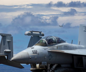 Napięcia na Bliskim Wschodzie. Amerykańska flota u wybrzeży Iranu i plany ewakuacji turystów z Izraela