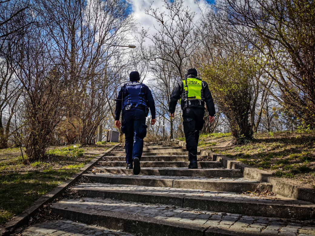 Woj. podlaskie. Sypią się mandaty! Policjanci sprawdzają czy Podlasianie stosują się do ograniczeń