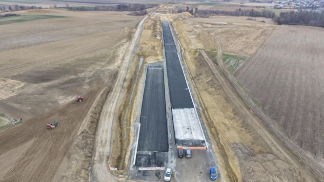 S8 pod Wrocławiem rośnie w oczach! Nowe zdjęcia z budowy 