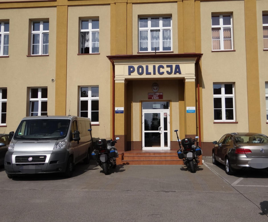 Dziennikarz zginął od jednego kopniaka. Przed śmiercią otrzymał w liście swój nekrolog. Umarł w klubowej toalecie