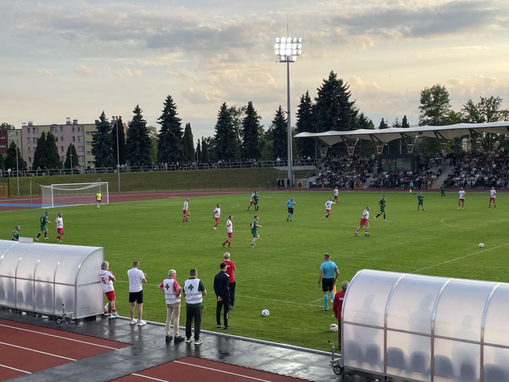 Uroczyste otwarcie stadionu w Starachowicach