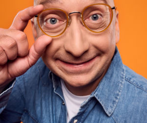 Ma lecieć na Cypr w foteliku dziecięcym. Urodzinowy wkręt Kamila Nosela