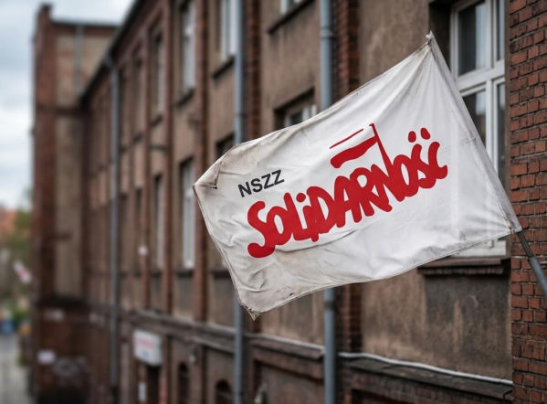 Skandaliczne warunki w Agro-Rydzynie? Solidarność alarmuje i wywołuje do tablicy najbogatszego Polaka