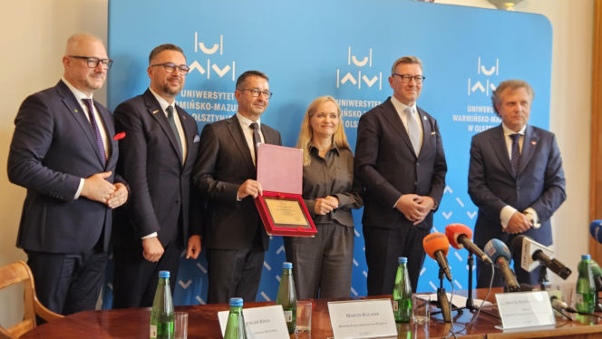 Uniwersytecki Szpital Kliniczny w Olsztynie z certyfikatem akredytacyjnym ministra zdrowia