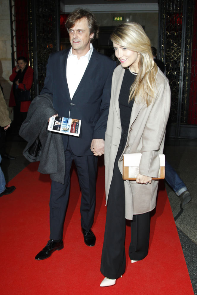 Kamilla Baar i jej partner Piotr Kochański na premierze filmu "Ciało obce"