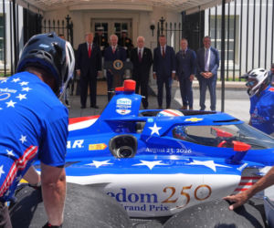 Trump zaprasza na wyścigi IndyCar na zwieńczenie obchodów rocznicowych w Waszyngtonie