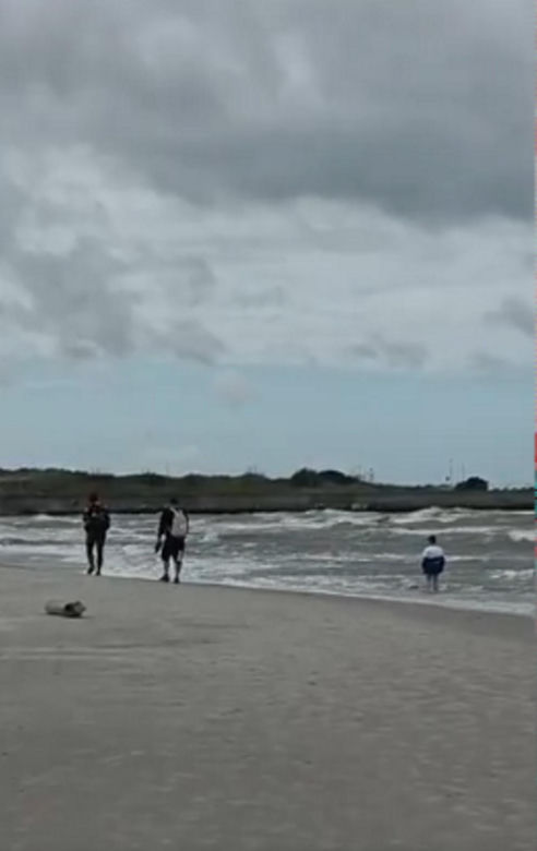 Jak zgubić dziecko na plaży? Właśnie tak! Dyrektor SAR pokazał szokujące nagranie: „Opamiętajcie się!”