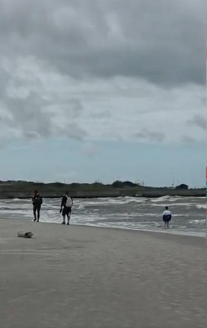 Jak zgubić dziecko na plaży? Właśnie tak! Dyrektor SAR pokazał szokujące nagranie: „Opamiętajcie się!”