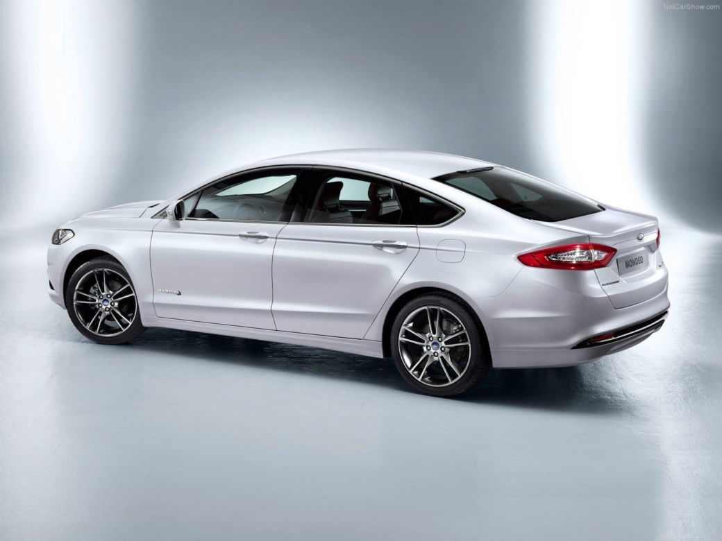 Ford Mondeo 2013 Hybrid 4d