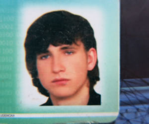 Podlaskie. Piorun zabił studenta podczas wędkowania. Grób Tomka siedem lat po tragedii nad rzeką Nurzec