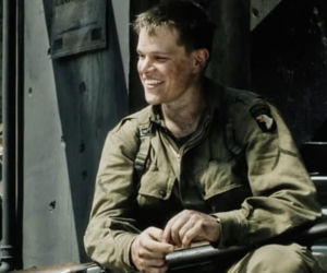 Ta poruszająca scena z Szeregowca Ryana to dzieło przypadku. Tom Hanks nie miał pojęcia, co powie Matt Damon
