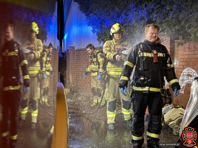 Kolejny tragiczny pożar. Wynieśli ją z mieszkania nieprzytomną. Nie żyje