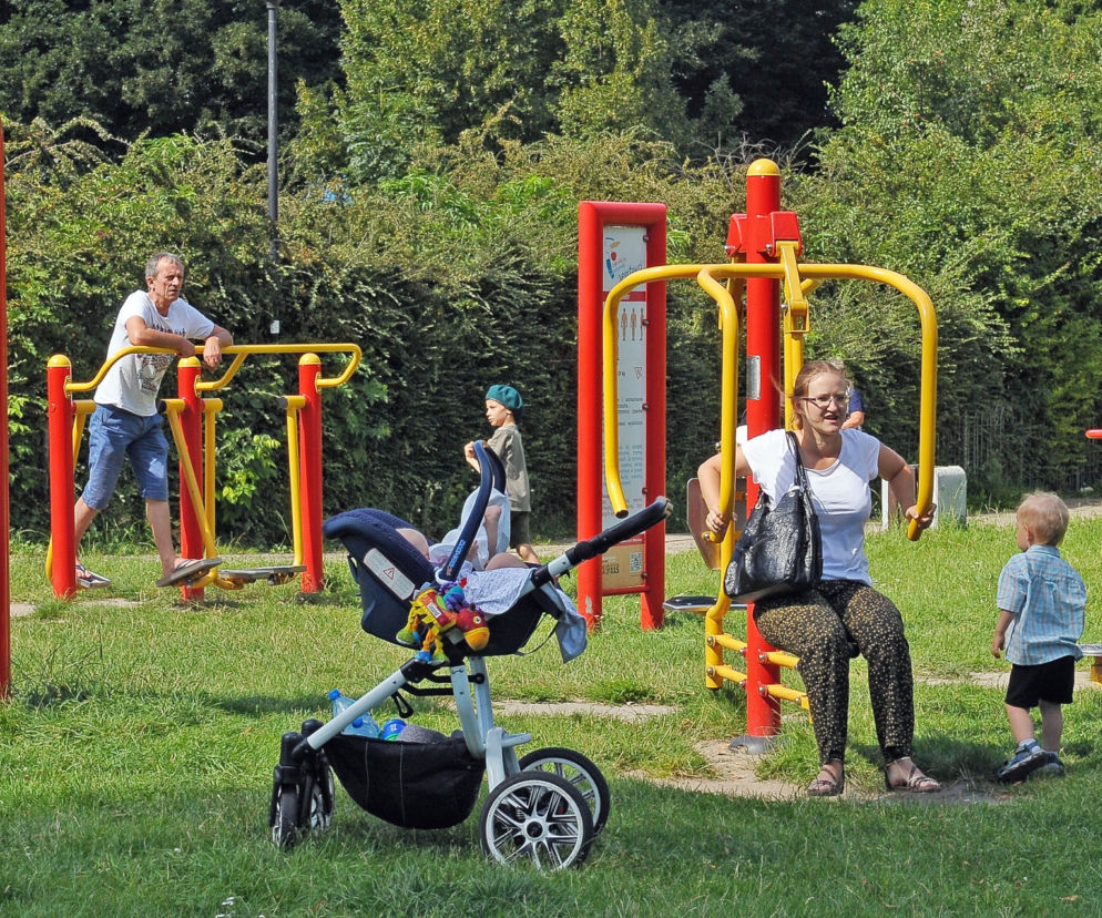 Zostań nianią za 100 tysięcy funtów. Jak dostać tę pracę?