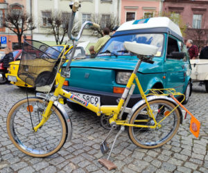 Początek sezonu fanów motoryzacji z czasów PRL