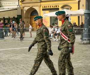 Masz te objawy? Możesz uniknąć wojska. Nowe zasady kwalifikacji zaskakują