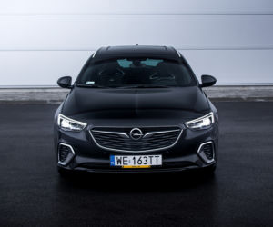 Opel Insignia GSi Sports Tourer 2.0 CDTi 210 KM AT8 AWD