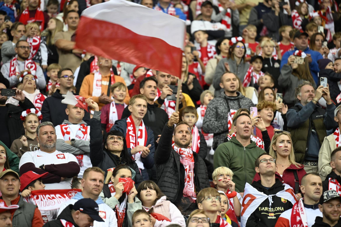 Kibice na meczu Polska - Rumunia. Znajdź się na zdjęciach z Narodowego!