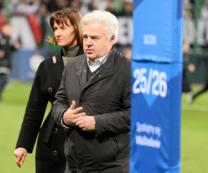 Legia - Zagłębie: Żona, brat i dzieci Jacka Magiery dziękują kibicom