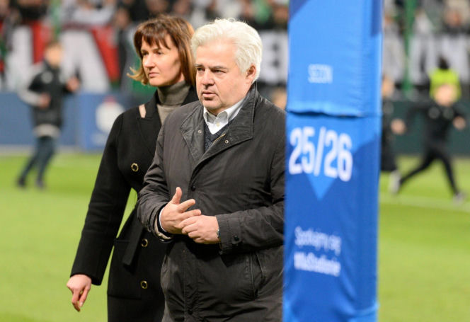 Legia - Zagłębie: Żona, brat i dzieci Jacka Magiery dziękują kibicom