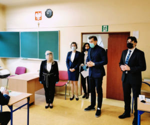Matura 2020 w Kaliszu. Do testu z języka polskiego przystąpiło ponad 1700 uczniów! [ZDJĘCIA]