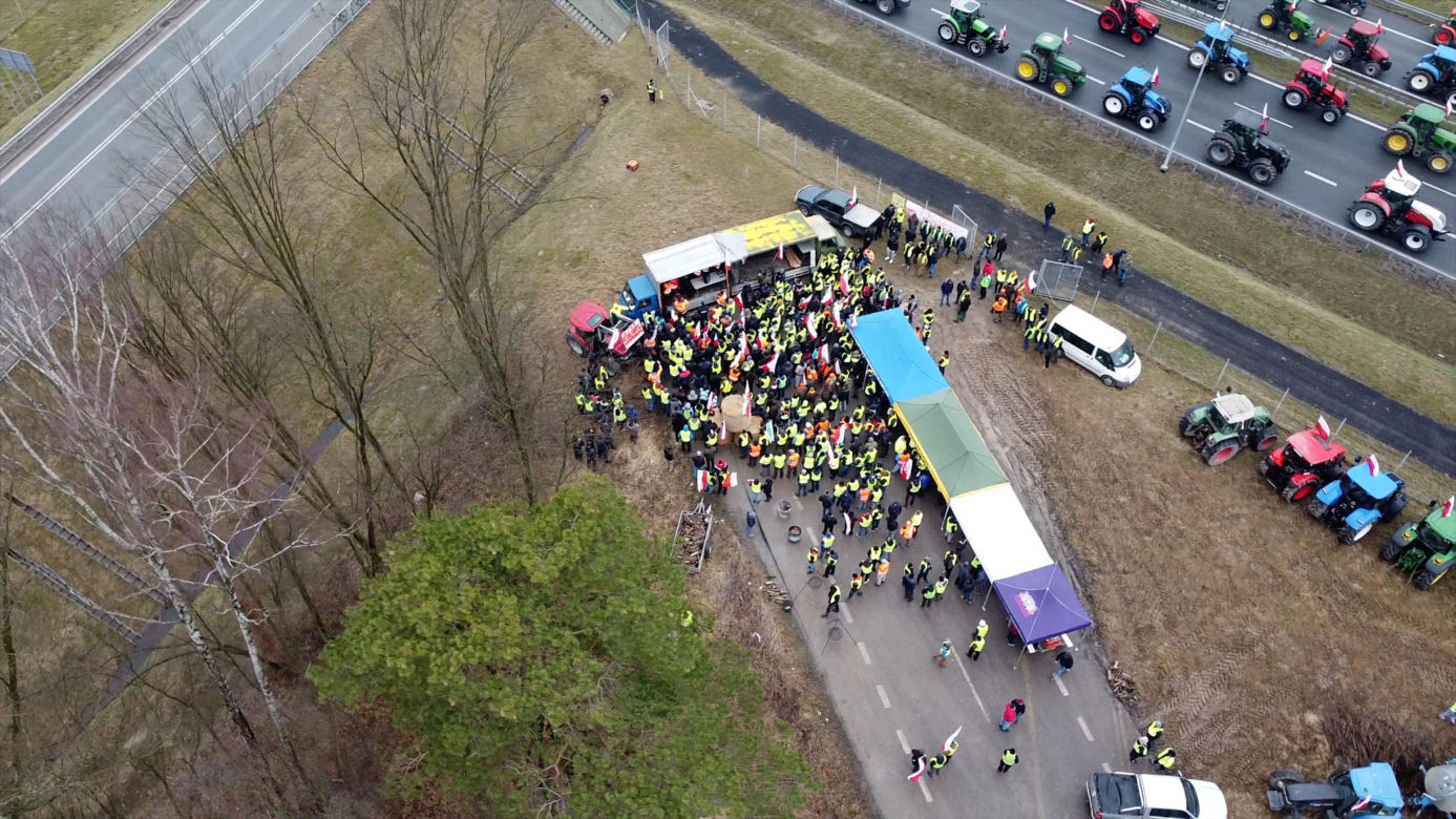 Protest rolników 20 lutego w okolicach Kraśnika. Tak blokują S19