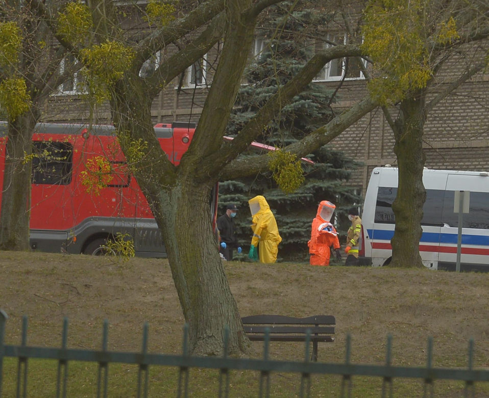 Strażacy uwięzieni na kwarantannie
