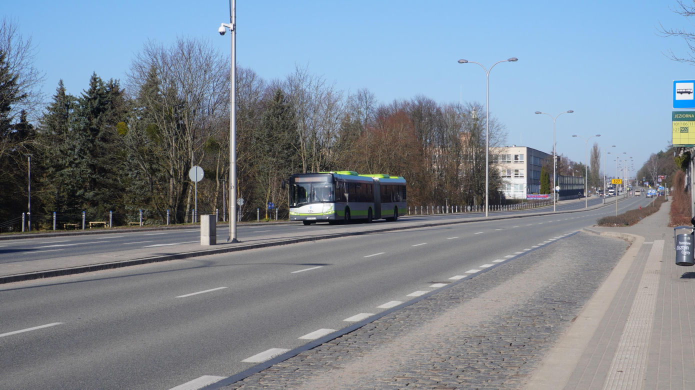 To najdłuższa ulica w Olsztynie. Przebiega aż przez trzy osiedla. Zaskakujące, ile ma metrów!