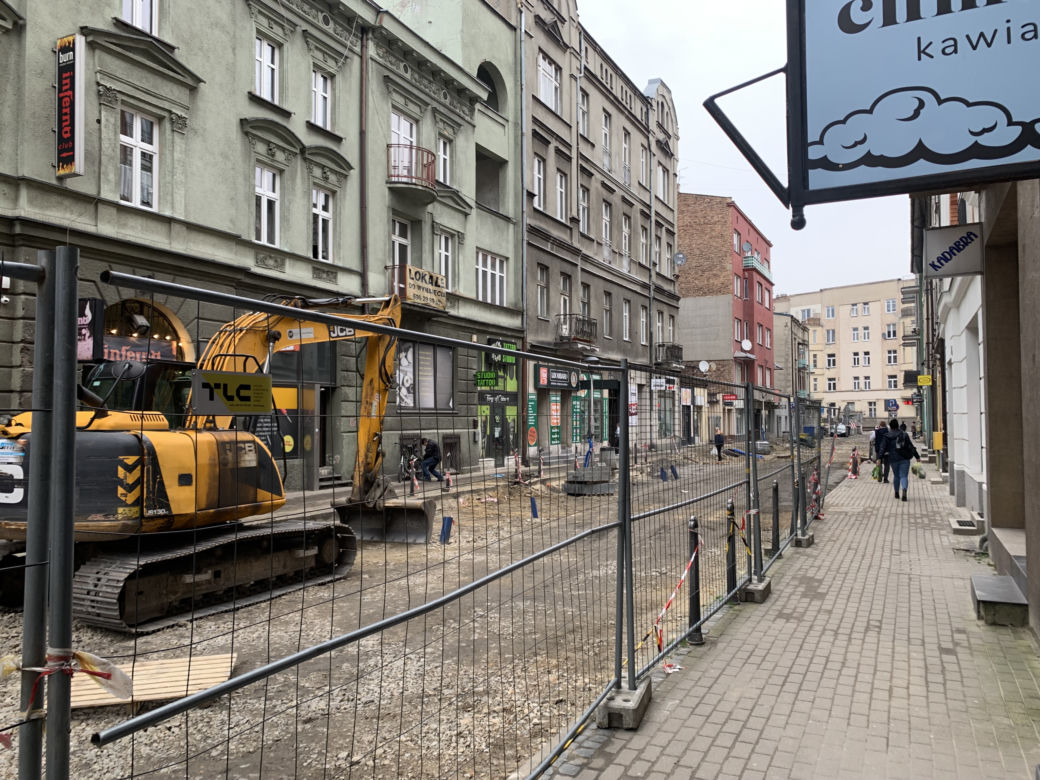 Remont ulicy Targowej w Sosnowcu zaskoczył właścicieli sklepów