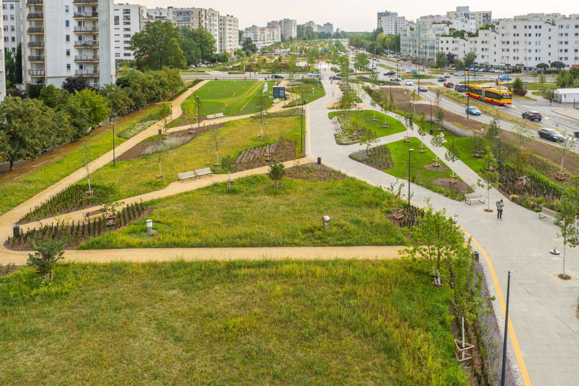 1000 drzew, 100 tysięcy krzewów i ogród zmysłów