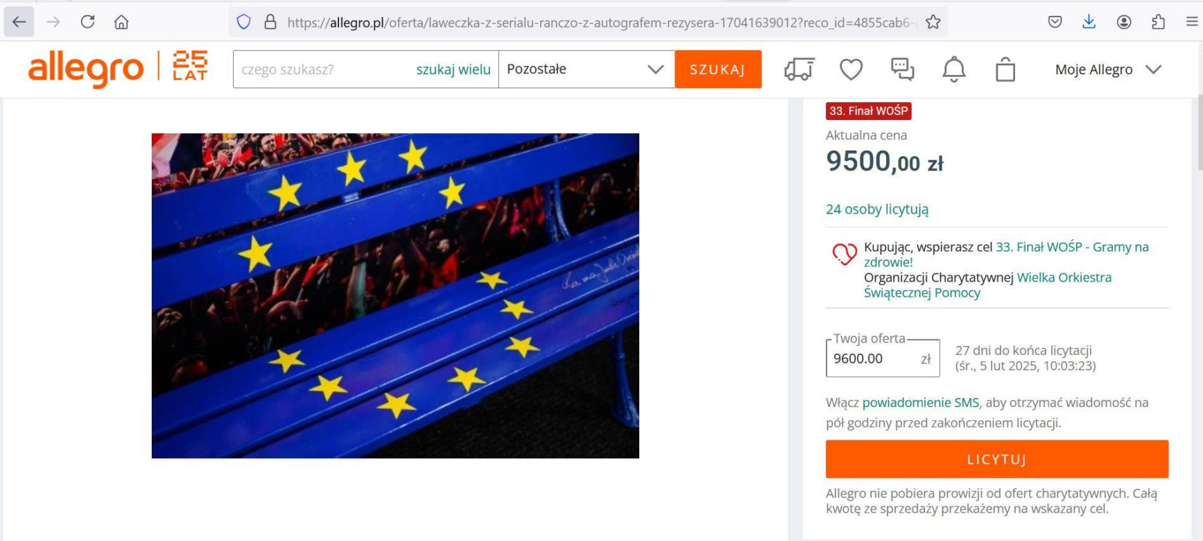 Kultowa ławeczka z "Rancza" wystawiona na sprzedaż. Pieniądze zostaną przeznaczone na szczytny cel