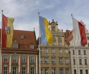 Wojna na Ukrainie. Wrocław potępia Rosję i apeluje do świata o skuteczną presję 