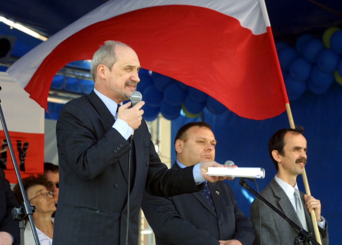  Tak się zmieniał Antoni Macierewicz 