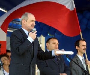  Tak się zmieniał Antoni Macierewicz 