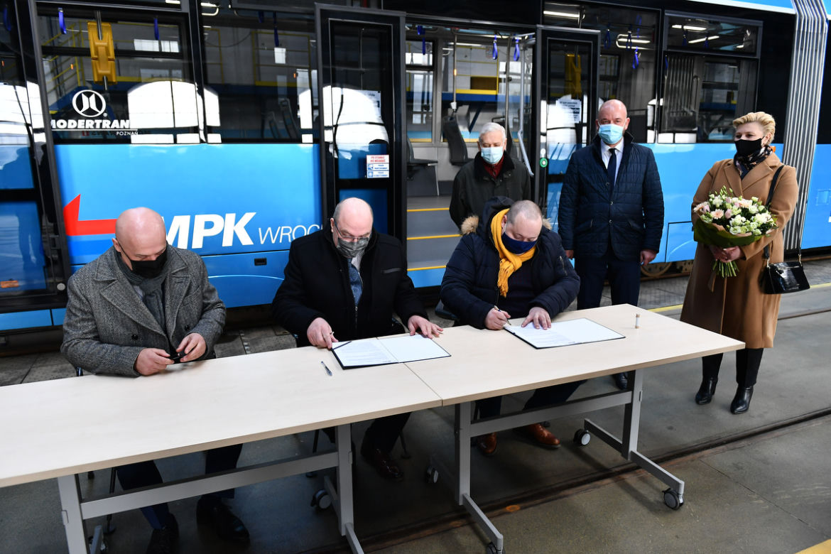MPK Wrocław kupi 46 niskopodłogowych tramwajów