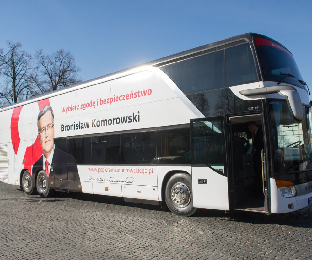 Oni prowadzili kampanię z autobusów