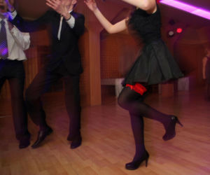 Matka zniknęła z 13 tys. zł na studniówkę. Kobieta usłyszała już zarzuty