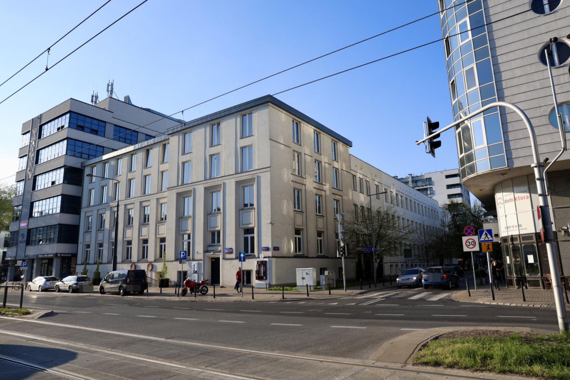 Masakra w warszawskiej redakcji. Cezary S. urządził jatkę. Zasztyletował byłego wspólnika i zdetonował granat