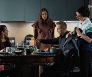 M jak miłość, odcinek 1596, Magda (Anna Mucha), Andrzej (Krystian Wieczorek), Ania (Gabriela Świerczyńska), Maciek (Franciszek Przanowski)