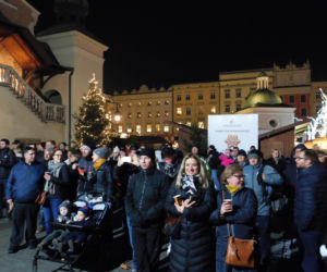 Wspaniały klimat na Jarmarku Bożonarodzeniowym w Krakowie