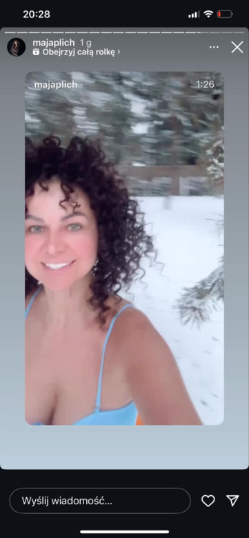 Maja Rutkowski w skąpym bikini biega po śniegu. Tak cieszy się z zimy?